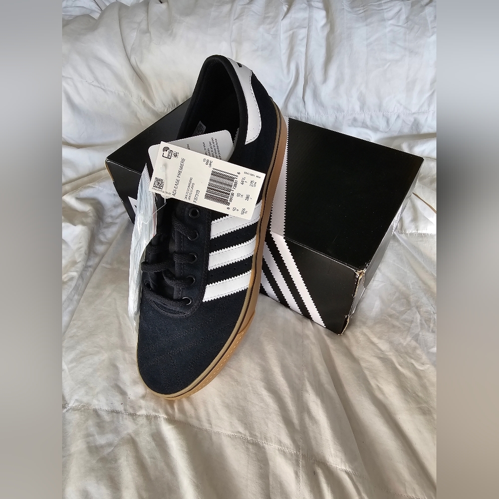 Adidas Casual Sneakers